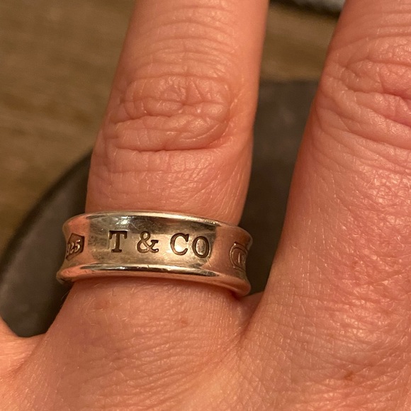 Tiffany & Co women’s silver ring - Picture 3 of 4
